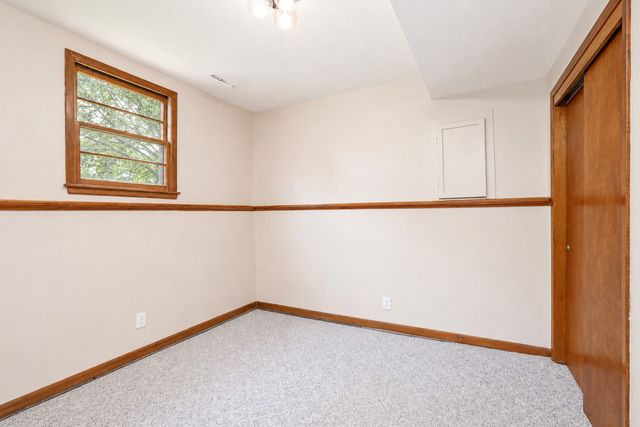 3231 Summit Vista Drive, Des Moines, IA 50321