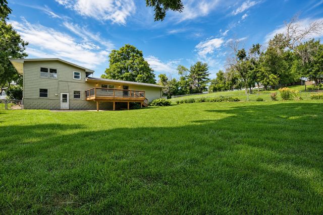 3231 Summit Vista Drive, Des Moines, IA 50321