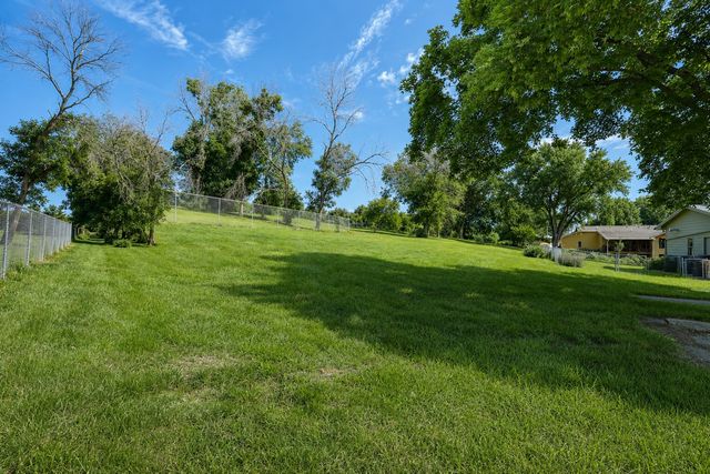 3231 Summit Vista Drive, Des Moines, IA 50321