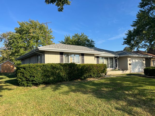 1620 Barthelone Street, Crest Hill, IL 60403
