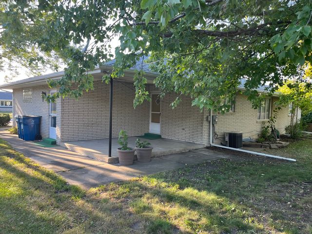 1620 Barthelone Street, Crest Hill, IL 60403