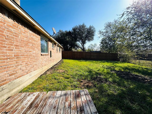 12791 Lake Conroe Hills Drive, Willis, TX 77318