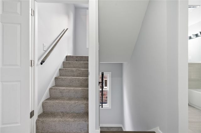 3030 Shady Ave, Squirrel Hill, PA 15217