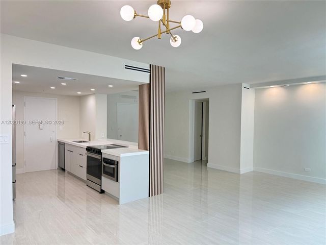 5055 Collins Ave 6F, Miami Beach, FL 33140