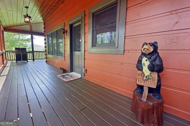 327 Prospectors Pass, Ellijay, GA 30536