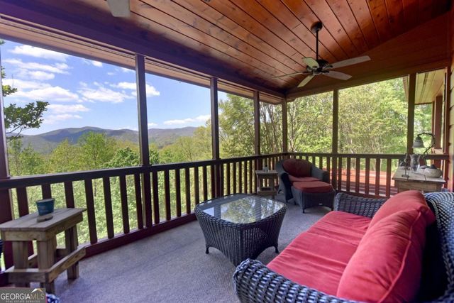 327 Prospectors Pass, Ellijay, GA 30536