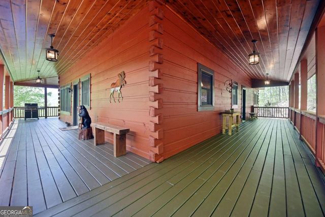 327 Prospectors Pass, Ellijay, GA 30536
