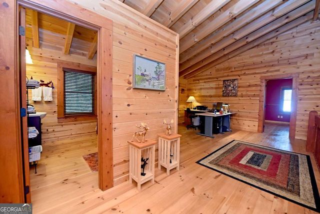327 Prospectors Pass, Ellijay, GA 30536