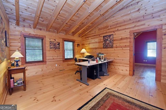 327 Prospectors Pass, Ellijay, GA 30536