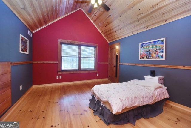 327 Prospectors Pass, Ellijay, GA 30536