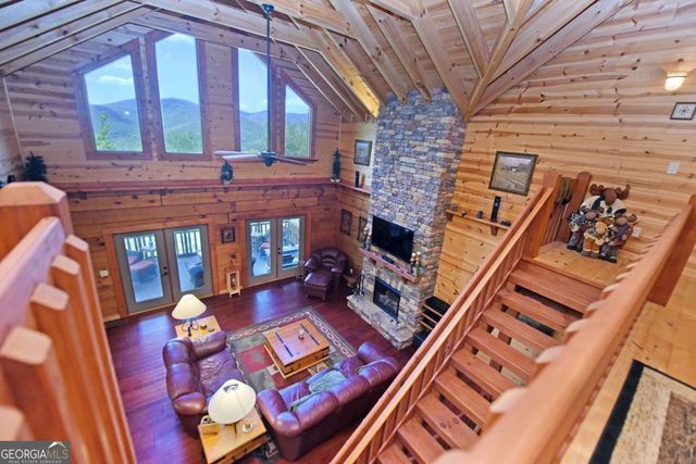 327 Prospectors Pass, Ellijay, GA 30536