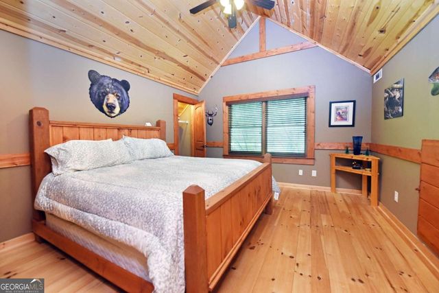 327 Prospectors Pass, Ellijay, GA 30536
