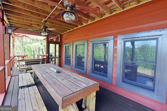 327 Prospectors Pass, Ellijay, GA 30536