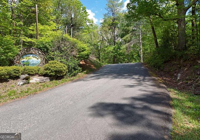 327 Prospectors Pass, Ellijay, GA 30536