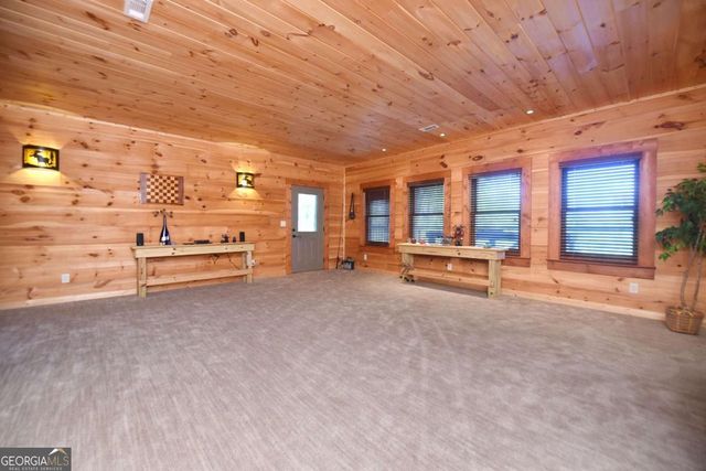 327 Prospectors Pass, Ellijay, GA 30536