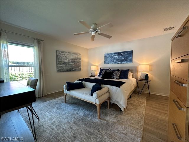 829 Reef Point CIR 46, Naples, FL 34108