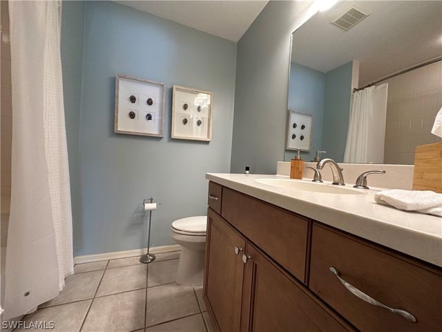 829 Reef Point CIR 46, Naples, FL 34108