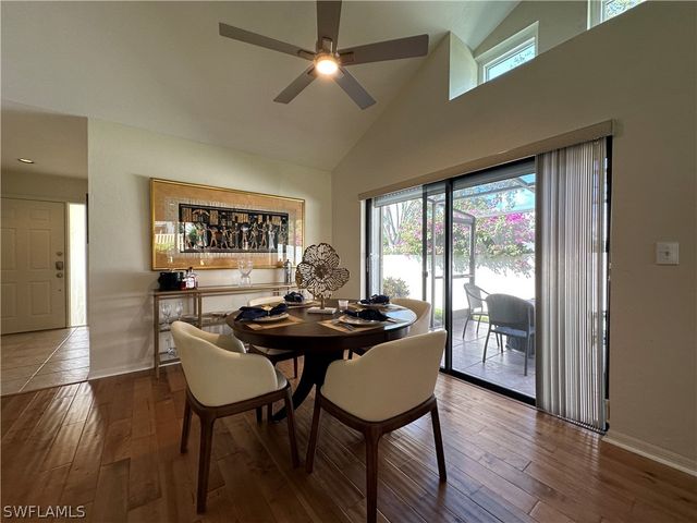 829 Reef Point CIR 46, Naples, FL 34108