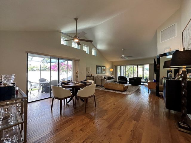 829 Reef Point CIR 46, Naples, FL 34108