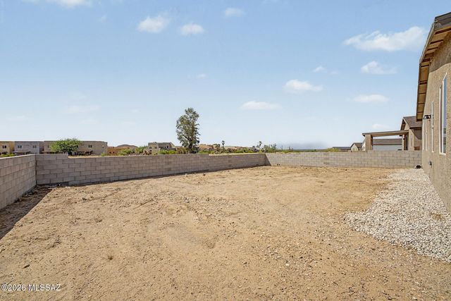 148 S Richmond Drive S, Vail, AZ 85641