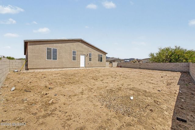 148 S Richmond Drive S, Vail, AZ 85641