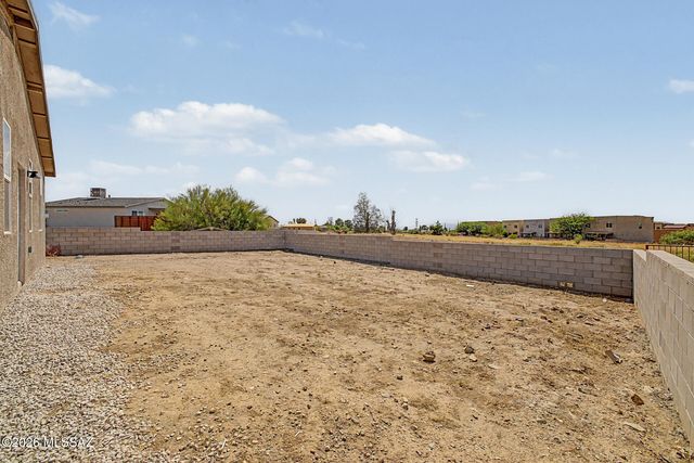 148 S Richmond Drive S, Vail, AZ 85641