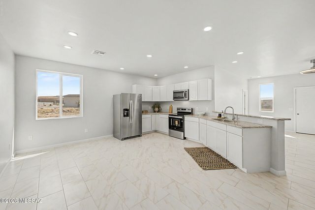 148 S Richmond Drive S, Vail, AZ 85641