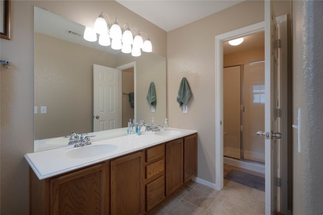 144 Leonard Street, Lewisville, TX 75057