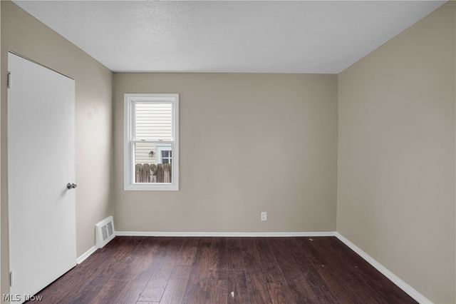18721 Fairway Avenue, Maple Heights, OH 44137