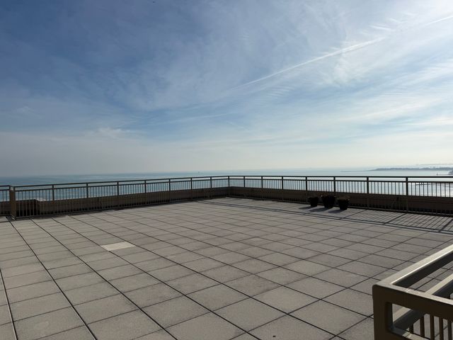 6301 N SHERIDAN Road 24C, Chicago, IL 60660