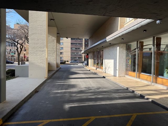 6301 N SHERIDAN Road 24C, Chicago, IL 60660