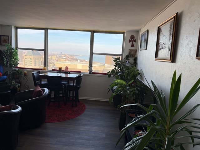 6301 N SHERIDAN Road 24C, Chicago, IL 60660