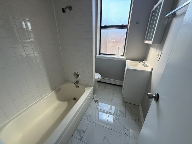 5858 S King Drive 2, Chicago, IL 60637