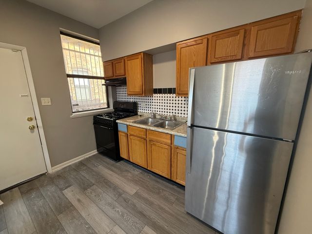 5858 S King Drive 2, Chicago, IL 60637