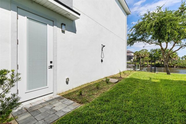 121 SEASIDE POINT, Flagler Beach, FL 32136