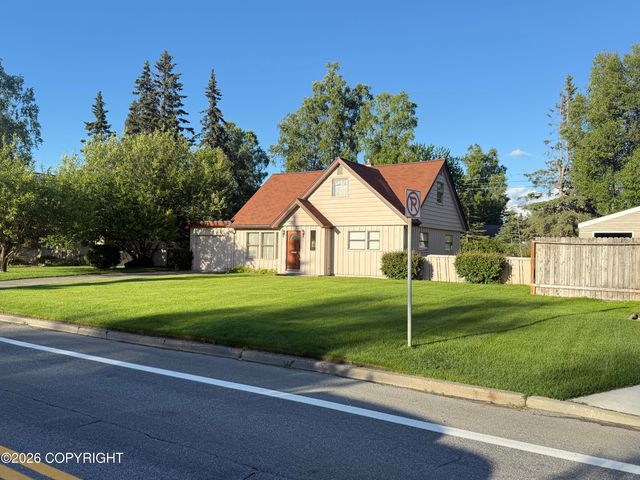 2615 Turnagain Parkway, Anchorage, AK 99517