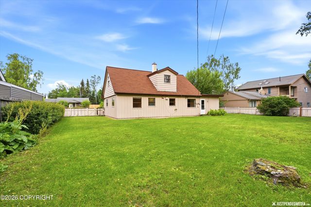 2615 Turnagain Parkway, Anchorage, AK 99517