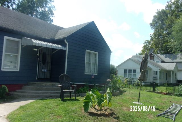 427 E Oak Street, Watseka, IL 60970
