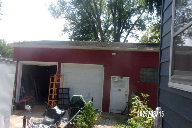 427 E Oak Street, Watseka, IL 60970