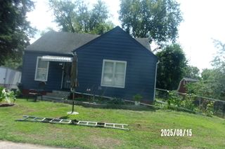 427 E Oak Street, Watseka, IL 60970