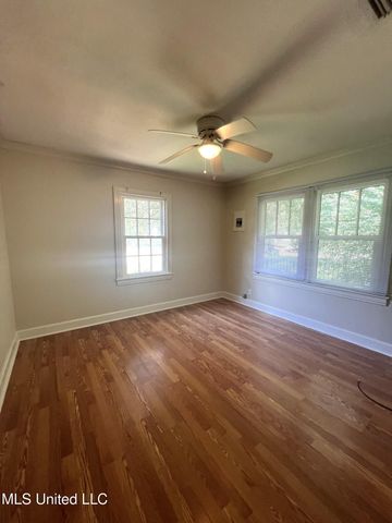 1693-r Vine Street, Biloxi, MS 39531