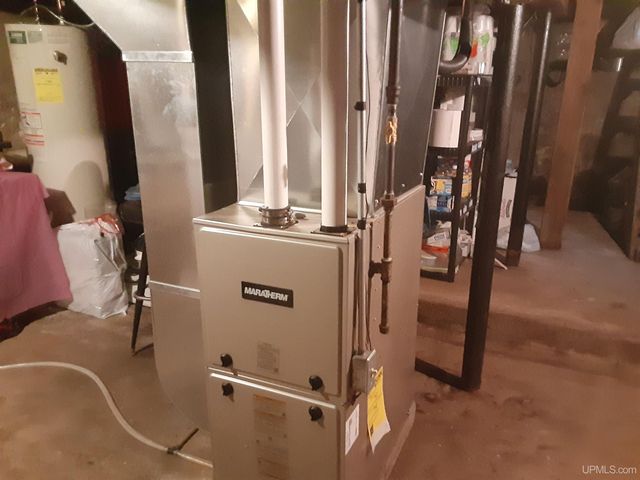 805 & 807 Eli Avenue, Bessemer, MI 49911