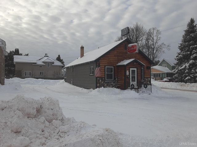 805 & 807 Eli Avenue, Bessemer, MI 49911