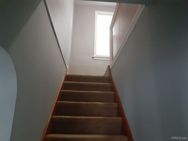 805 & 807 Eli Avenue, Bessemer, MI 49911