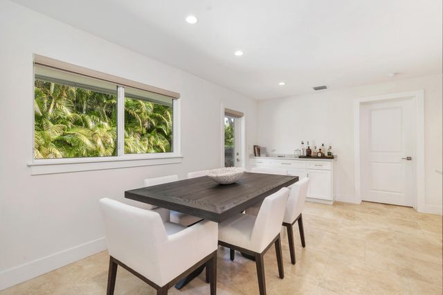 1386 S Atlantic Drive, Lantana, FL 33462