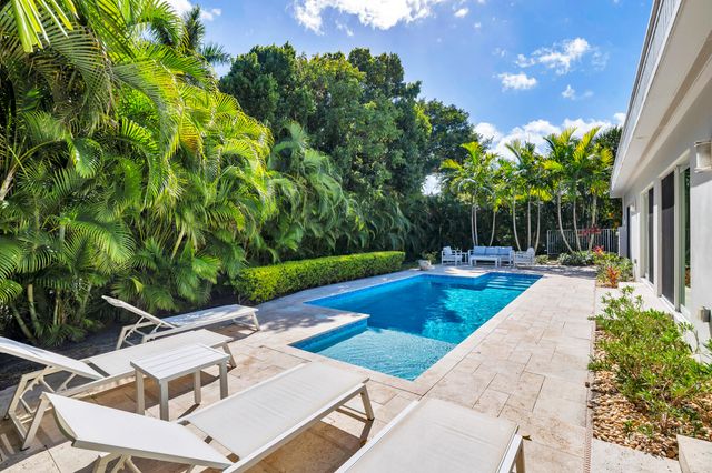 1386 S Atlantic Drive, Lantana, FL 33462