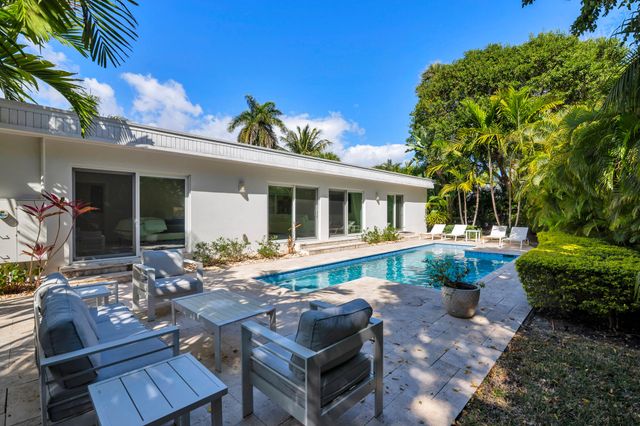1386 S Atlantic Drive, Lantana, FL 33462