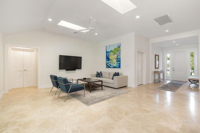 1386 S Atlantic Drive, Lantana, FL 33462