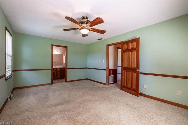 173 Old Meadowbrook Lane, Elkin, NC 28621