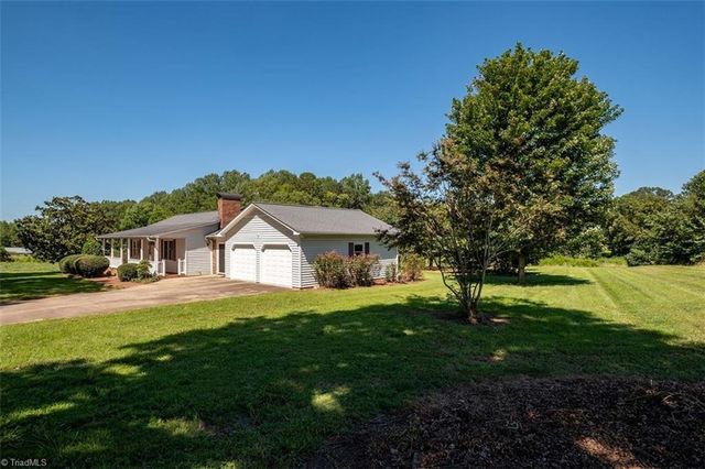 173 Old Meadowbrook Lane, Elkin, NC 28621